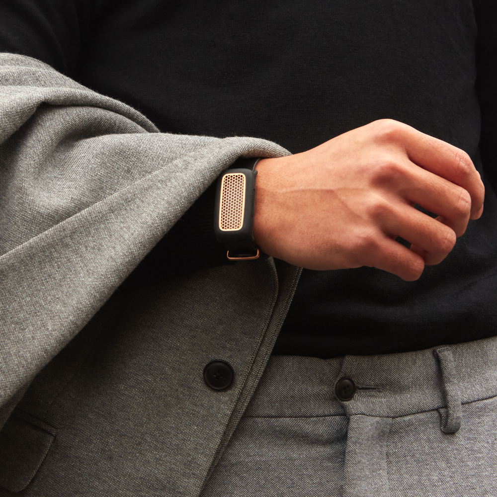 Olfinity-bracelet-diffusion-huiles-essentielles-noir-rose-gold-business_2ab4a1ba-caec-4343-9dd6-71df57b09273.png